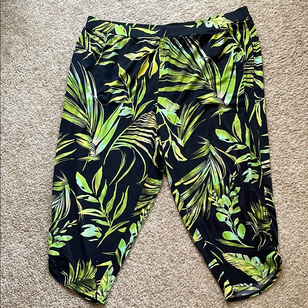 Susan Graver Green and Black Athletic Shorts with Tropical Print